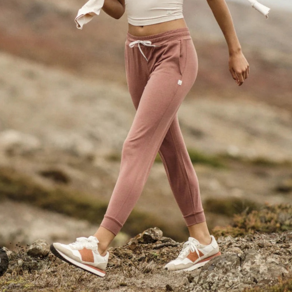 Vuori Performance Joggers